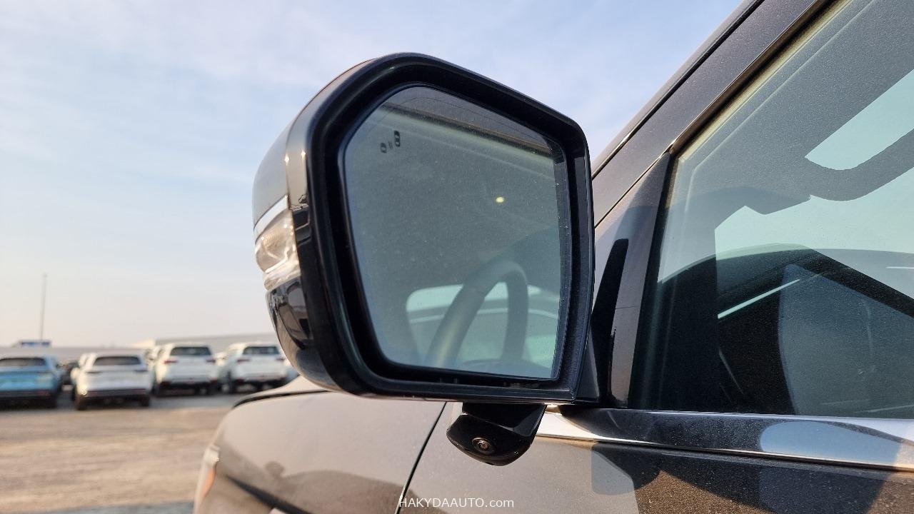 2023 LINCOLN NAVIGATOR L — 13