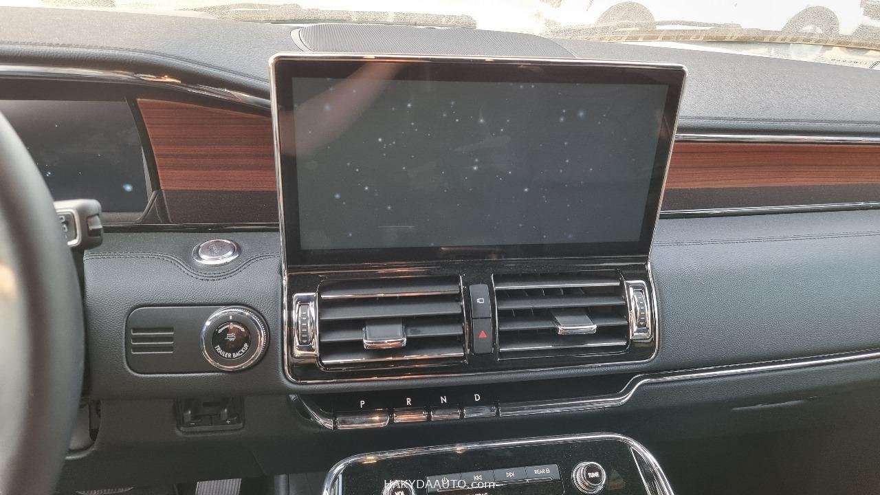 2023 LINCOLN NAVIGATOR L — 9