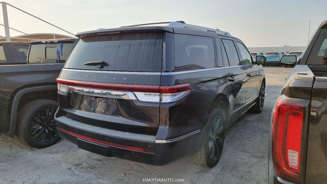 2023 LINCOLN NAVIGATOR L — 5