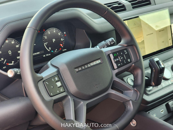 2024 Land Rover Defender 130 X-Dynamic SE — 16