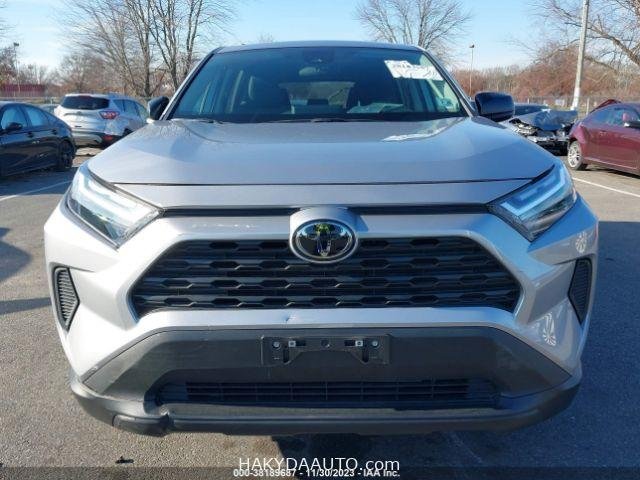 2023 TOYOTA RAV4 LE — 2