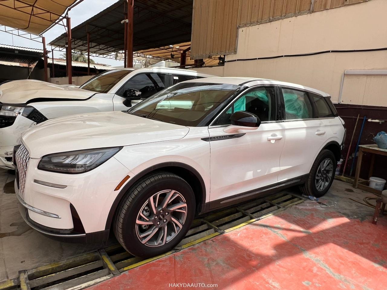 2023 LINCOLN CORSAIR — 4