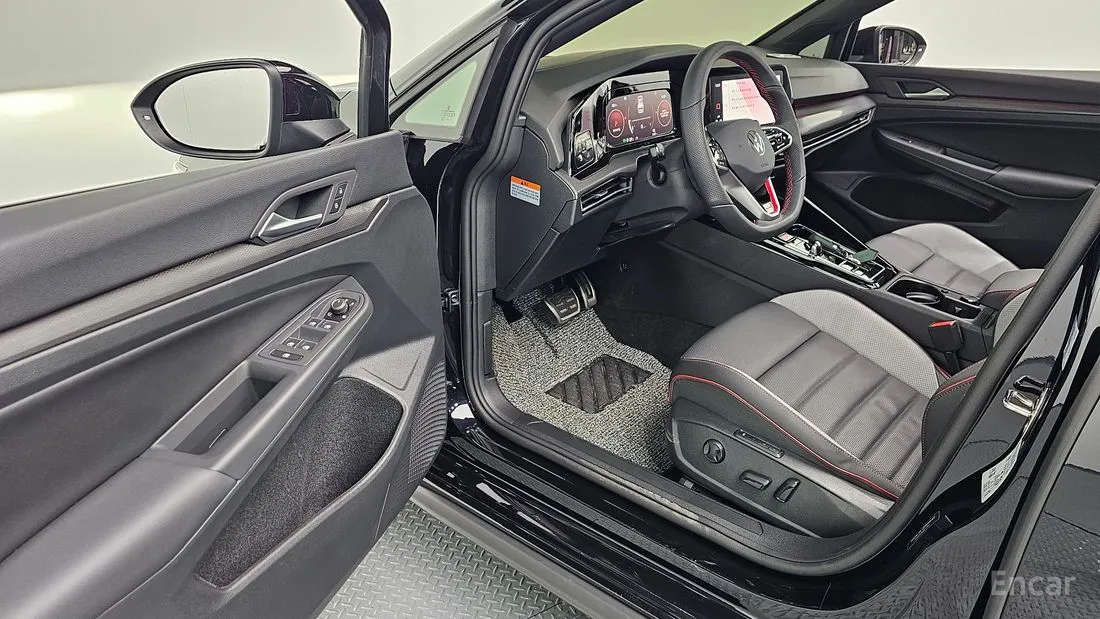 2024 Volkswagen GOLF GTI 2.0 Turbo — 8