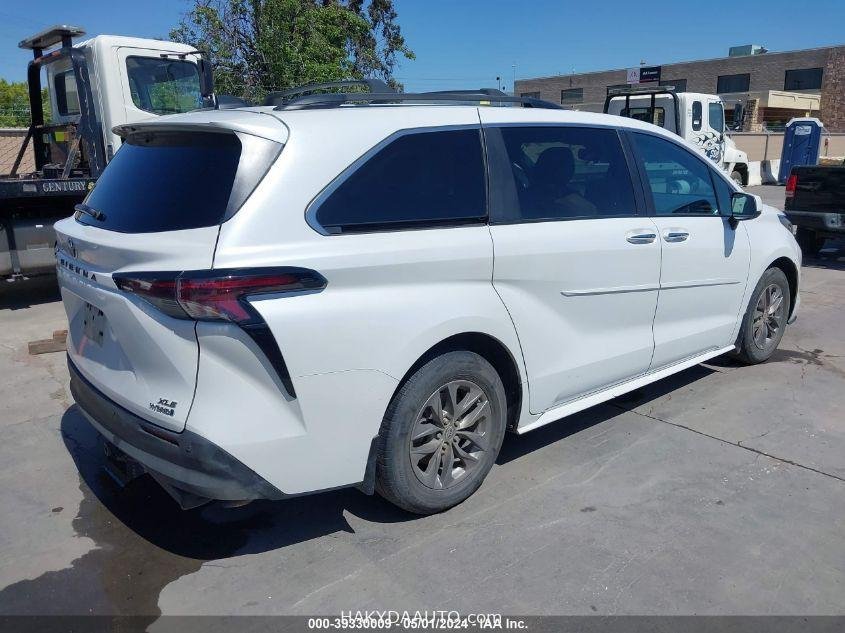 2023 TOYOTA SIENNA XLE HYBRID — 7