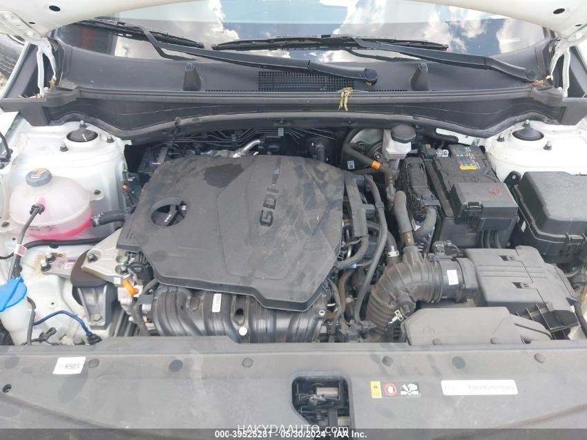 2023 KIA SPORTAGE LX — 11