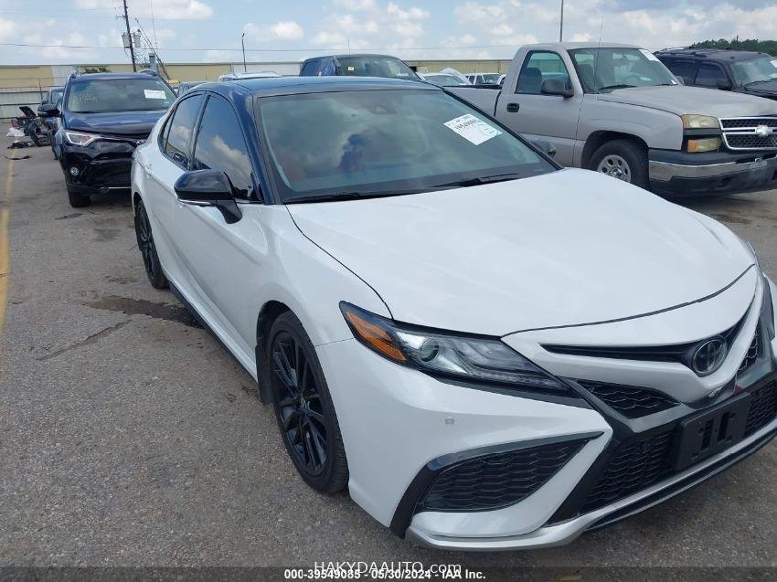 2023 TOYOTA CAMRY XSE — 2