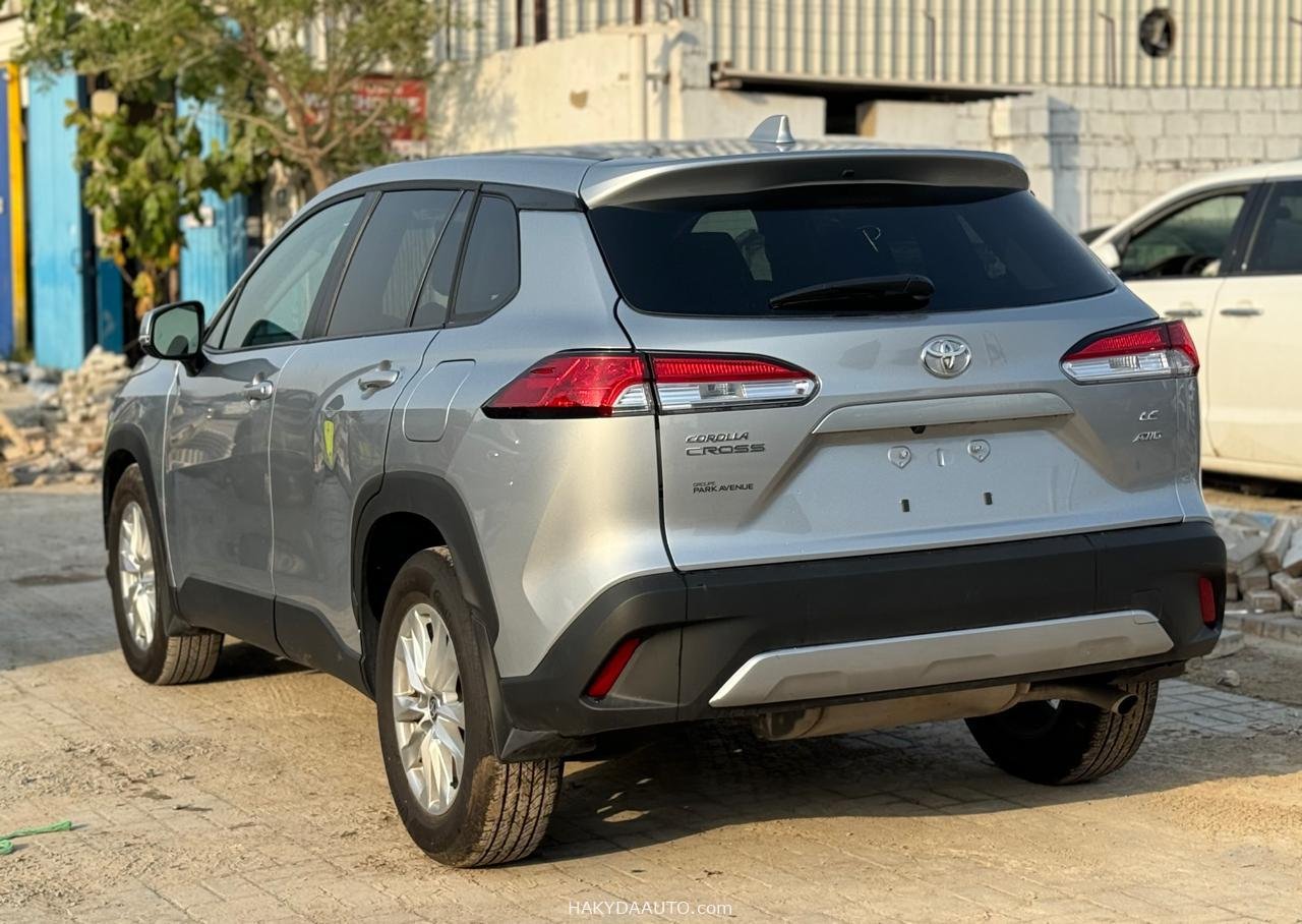 2023 TOYOTA COROLLA CROSS LE — 6