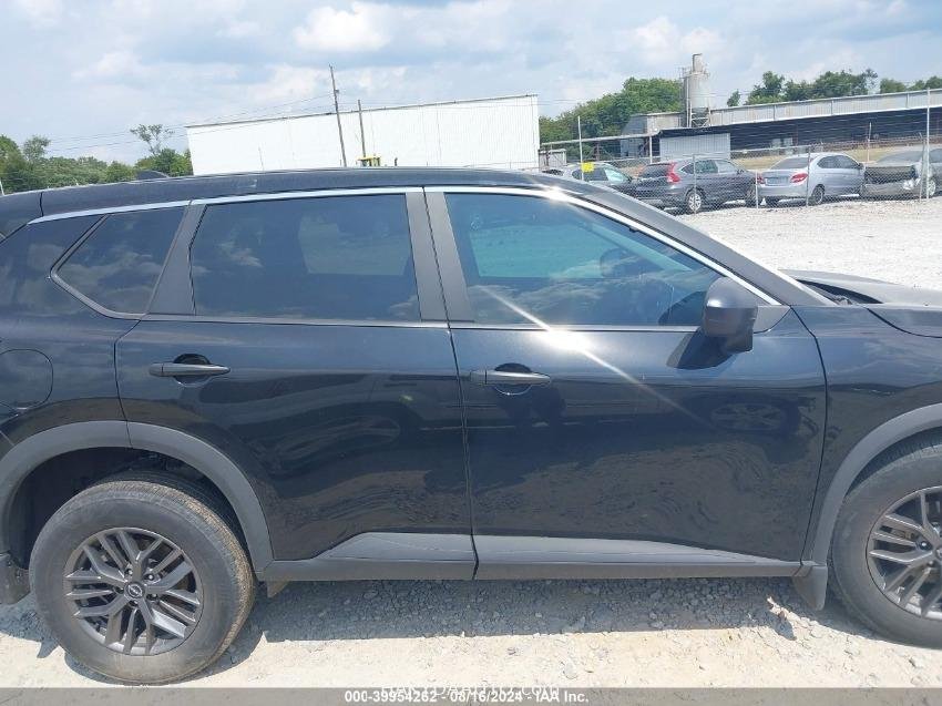 2023 NISSAN ROGUE S INTELLIGENT — 4