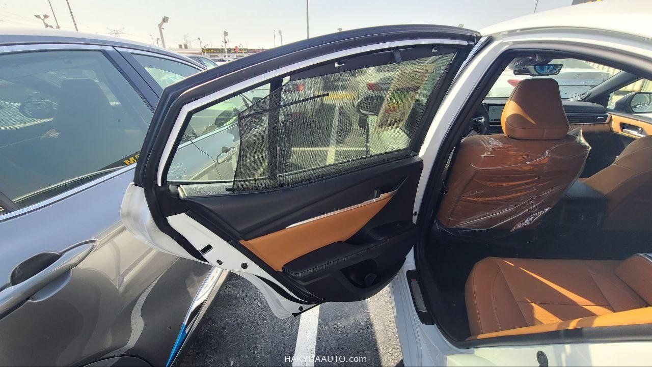 2025 TOYOTA CAMRY LUMIERE | 2.5L HYBRID — 19