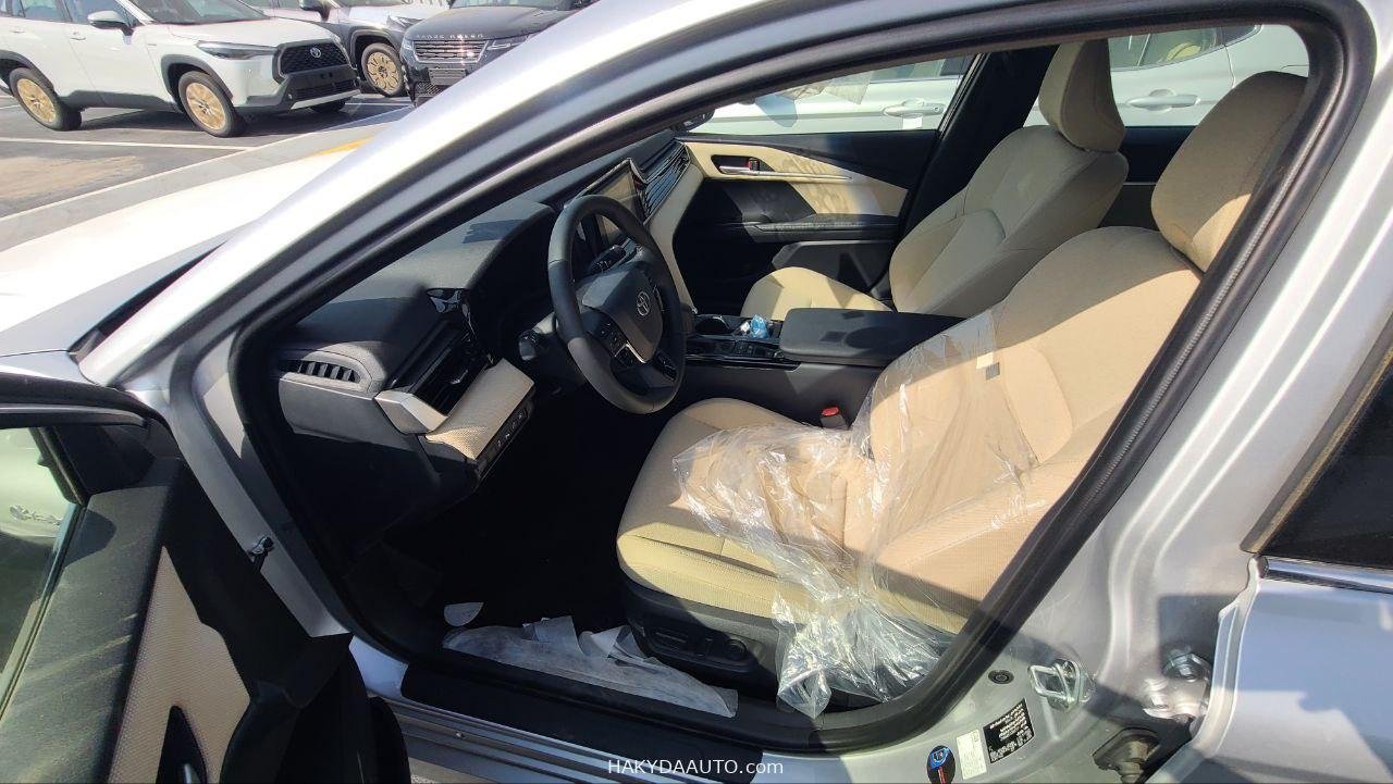 2025 TOYOTA CAMRY E-PLUS | 2.5L HYBRID — 12