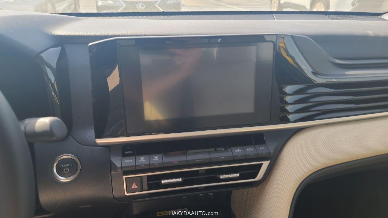 2025 TOYOTA CAMRY E-PLUS | 2.5L HYBRID — 14