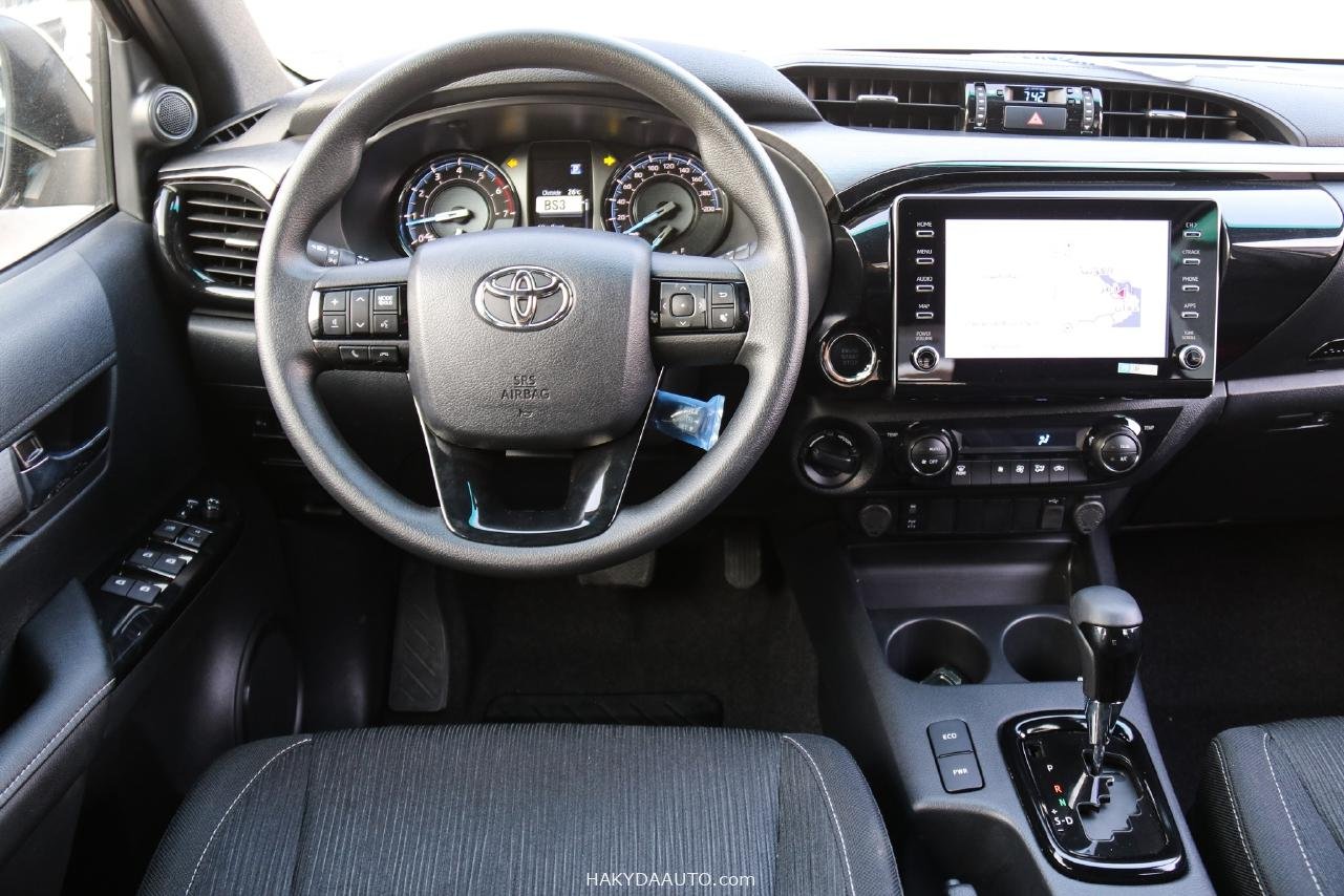 2025 Toyota Hilux Adventure | 4.0L 6AT 4X4 — 10