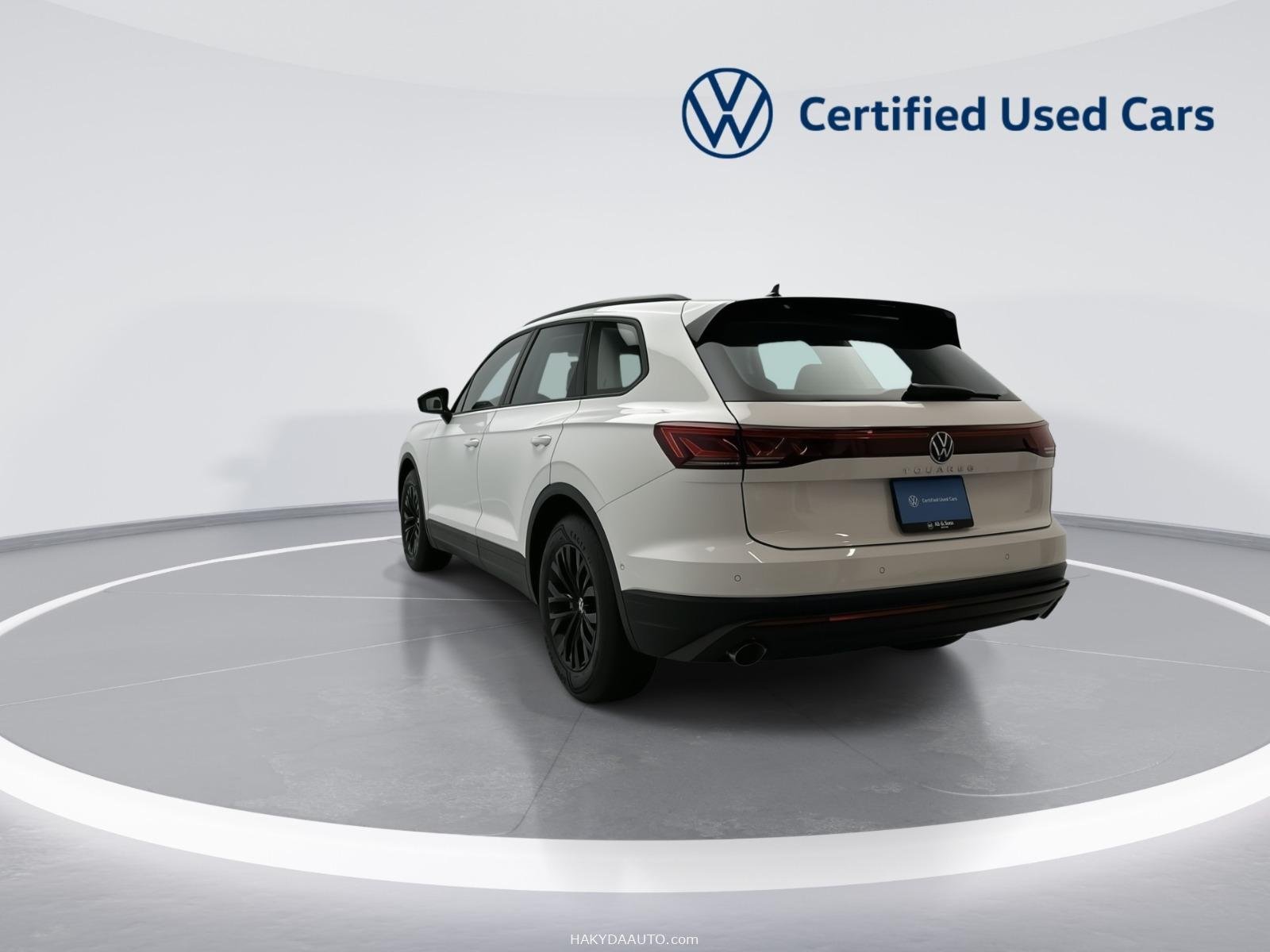 2024 VOLKSWAGEN TOUAREG TREND — 3