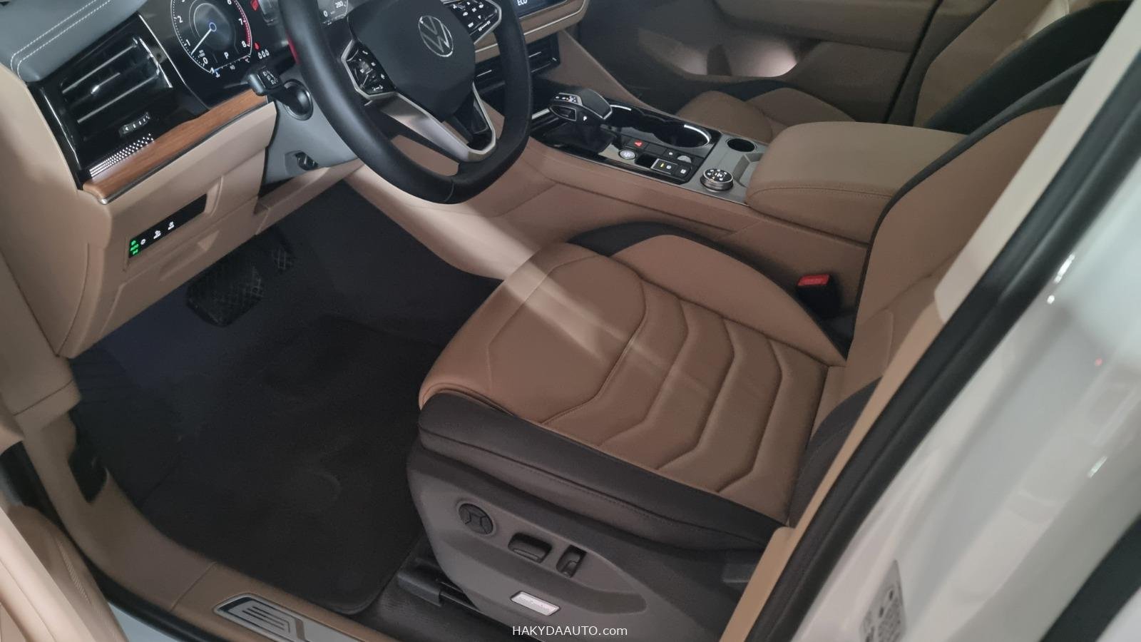 2023 VW TOUAREG ATMOSPHERE PLUS | 3.0L 4X4 — 20