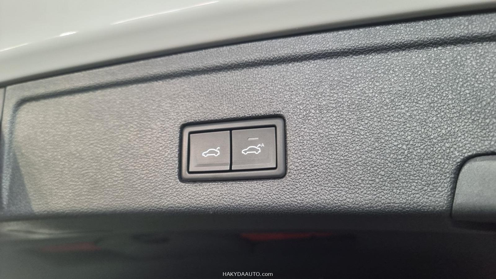 2023 VW TOUAREG ATMOSPHERE PLUS | 3.0L 4X4 — 30