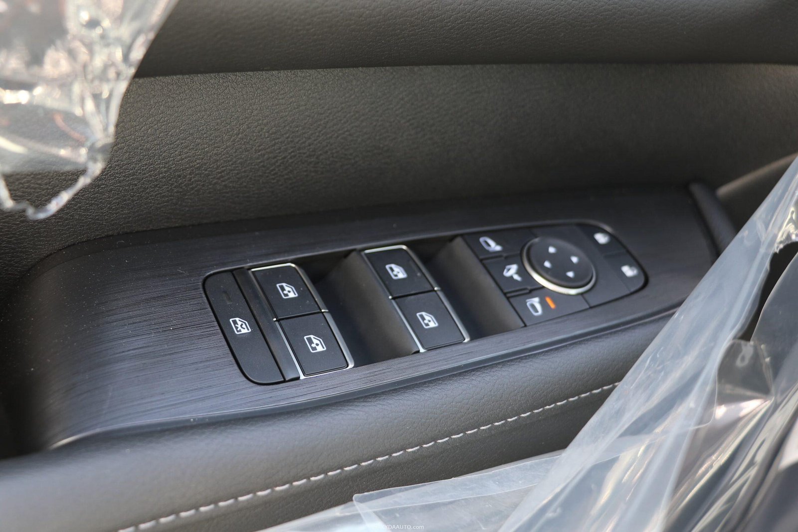 2025 NISSAN PATROL LE T1 | 3.5L V6T 4X4 — 5