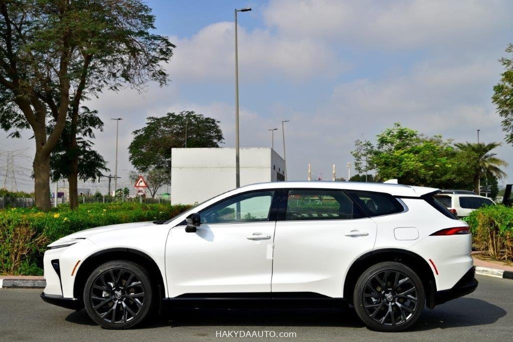 2025 TOYOTA CROWN SIGNIA LIMITED HYBRID 2.5L PETROL AT AWD — 3