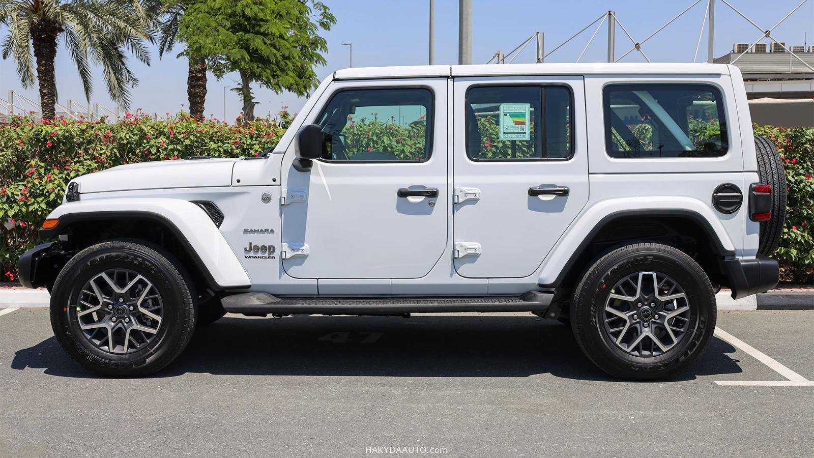2025 JEEP WRANGLER SAHARA 2.0L 4WD — 3