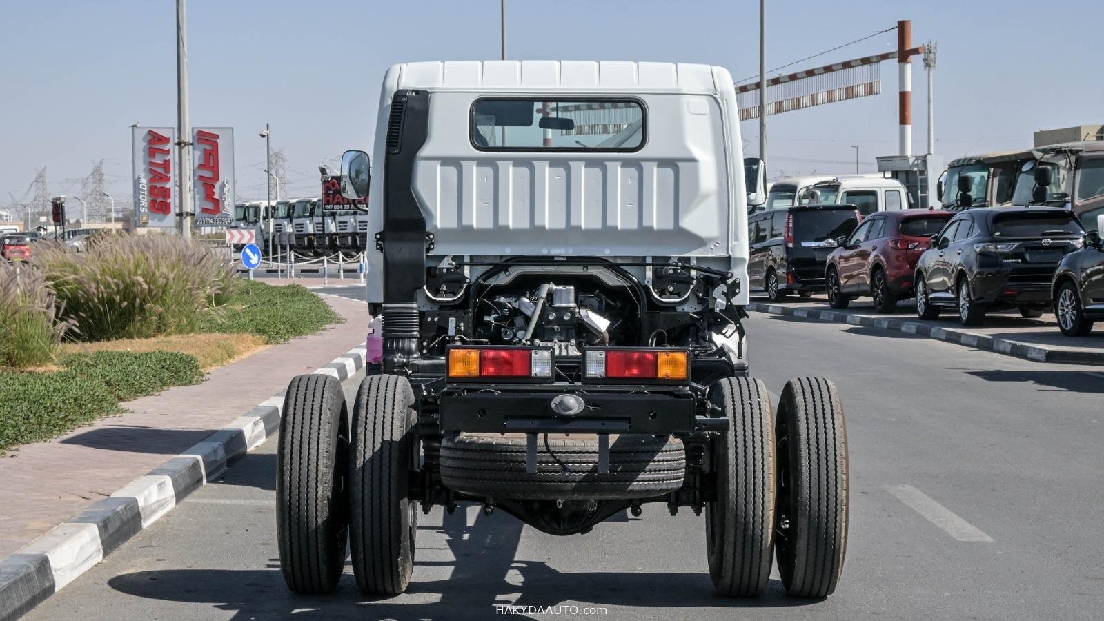 2025 FUSO CANTER 16FT 4.2L DIESEL 170L CHASSIS ABS — 12