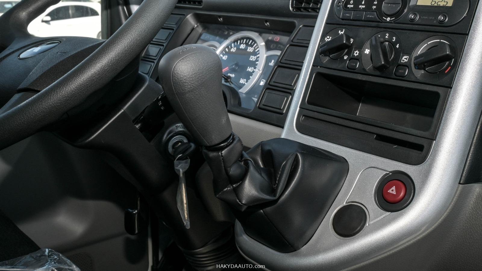 2025 FUSO CANTER 16FT 4.2L DIESEL 170L CHASSIS ABS — 19