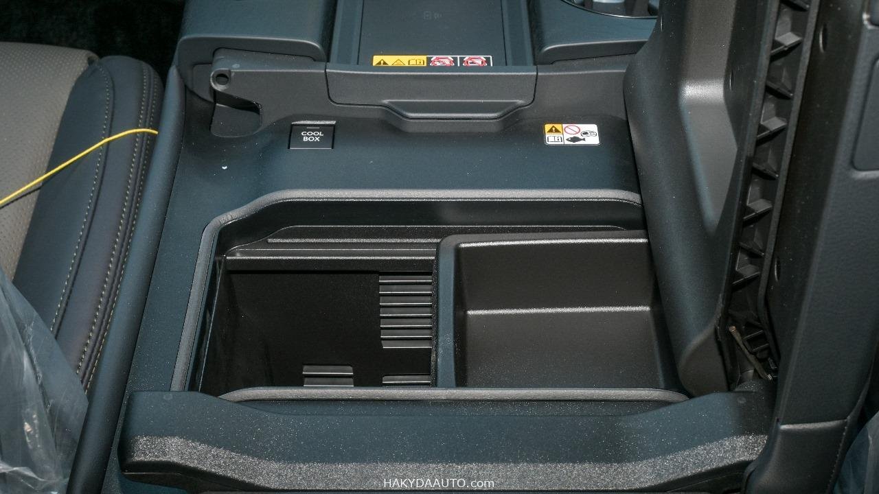 2025 LEXUS LX600 OVERTRAIL 3.5L TT — 11