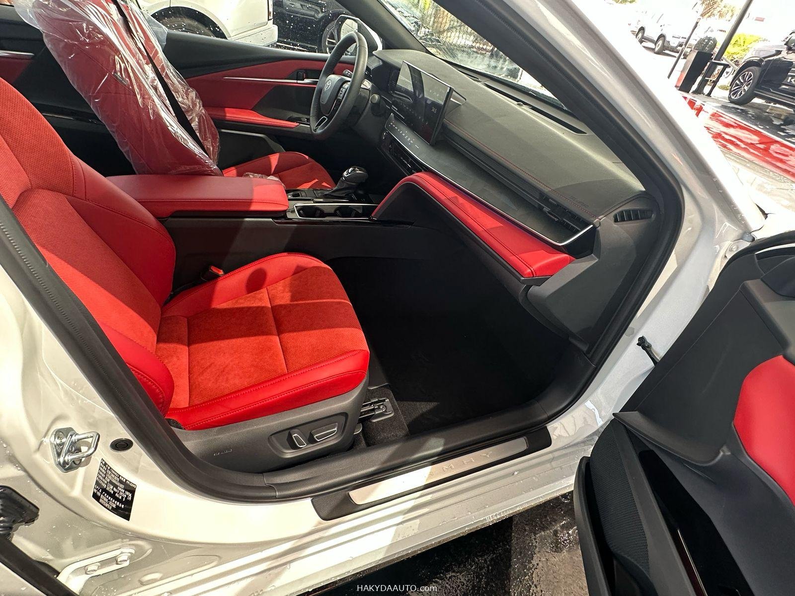 2025 TOYOTA CAMRY SPORT PLUS 2.0L HYBRID — 13