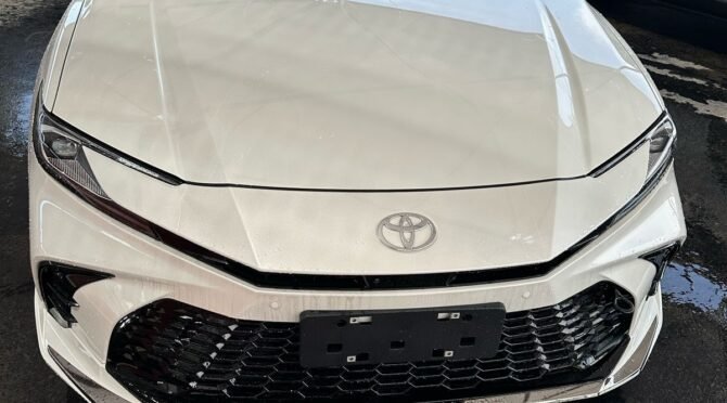 2025 TOYOTA CAMRY SPORT PLUS 2.0L HYBRID