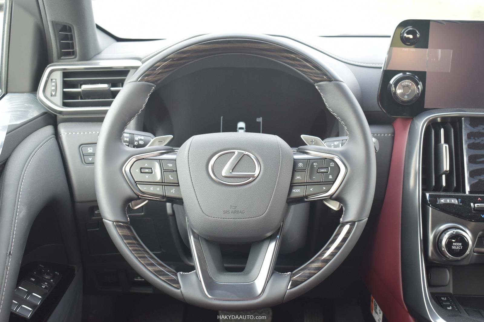 2025 LEXUS LX700h 3.5TT HYBRID — 27