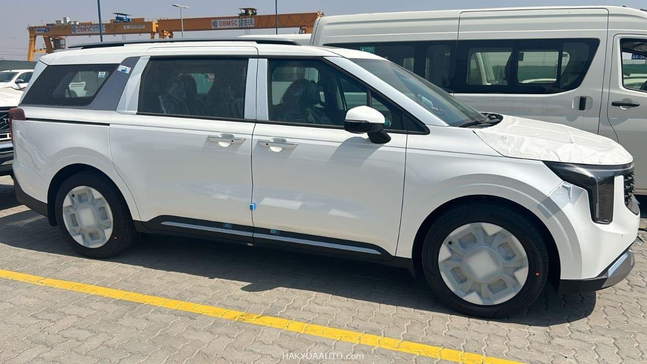 2025/24 KIA CARNIVAL GLS GCC  3.5L V6 — 22