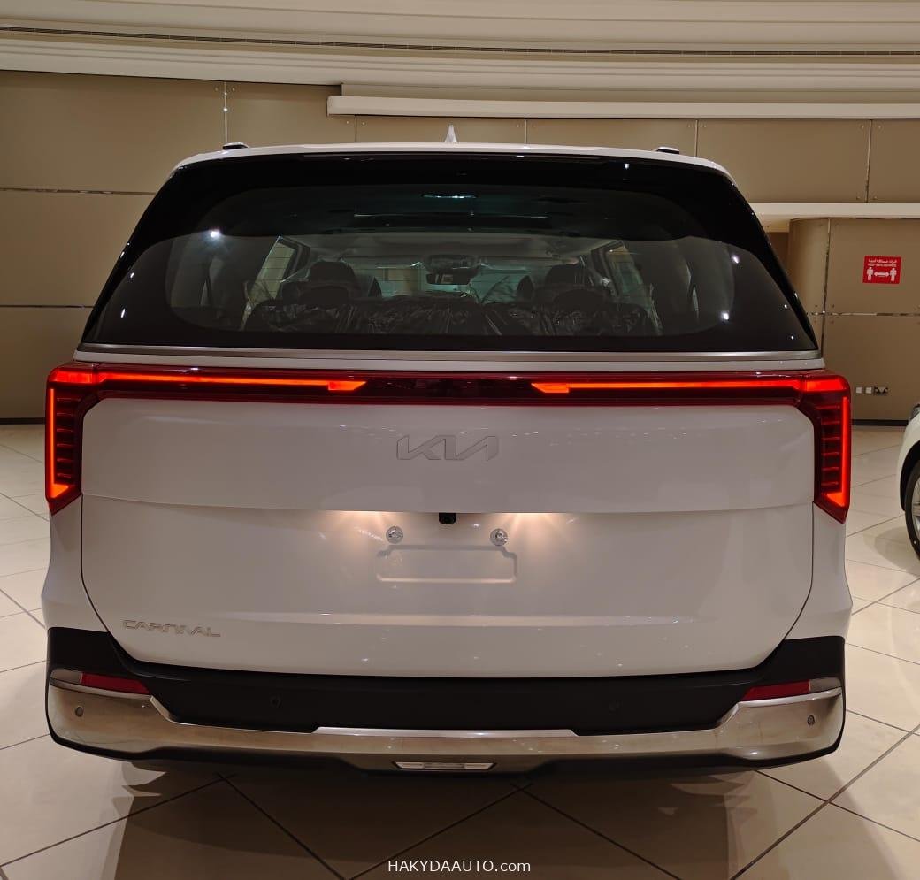 2025/24 KIA CARNIVAL GLS GCC  3.5L V6 — 5