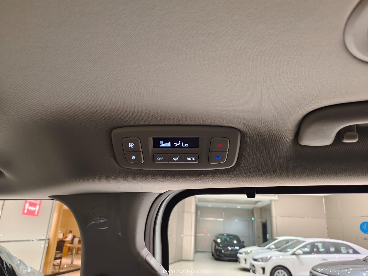 2025/24 KIA CARNIVAL GLS GCC  3.5L V6 — 18