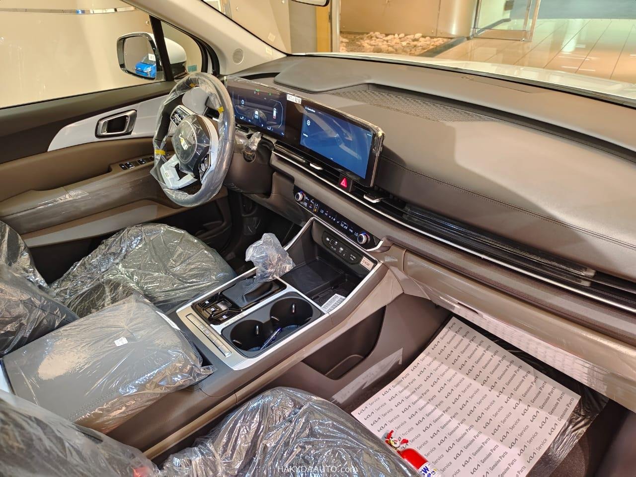2025/24 KIA CARNIVAL GLS GCC  3.5L V6 — 14