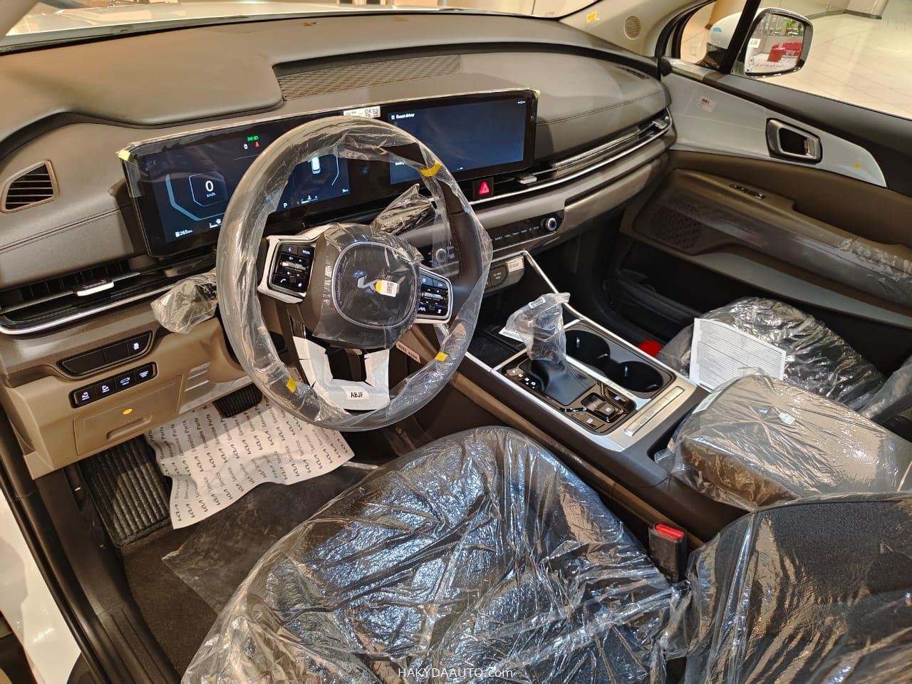 2025/24 KIA CARNIVAL GLS GCC  3.5L V6 — 8
