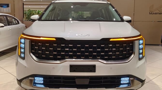 2025/24 KIA CARNIVAL GLS GCC  3.5L V6