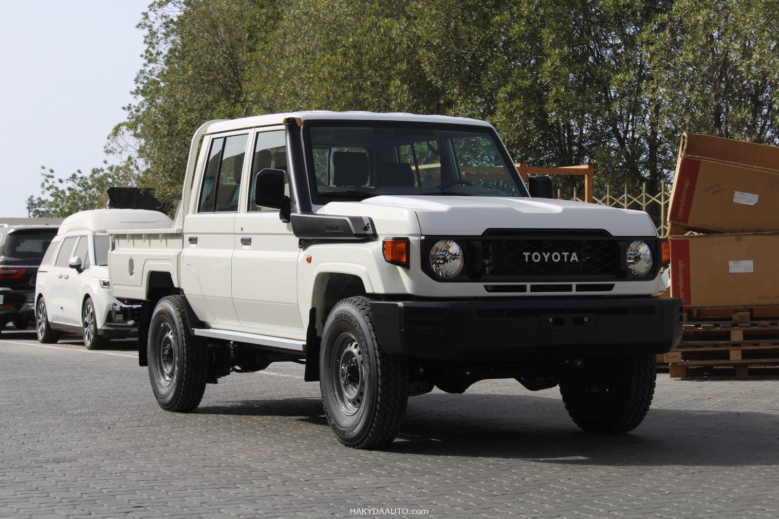 2025 TOYOTA LC79 2.8TD 40TH ANNIVERSARY — 2