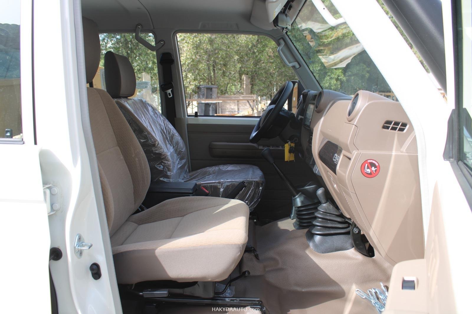 2025 TOYOTA LC79 2.8TD 40TH ANNIVERSARY — 10
