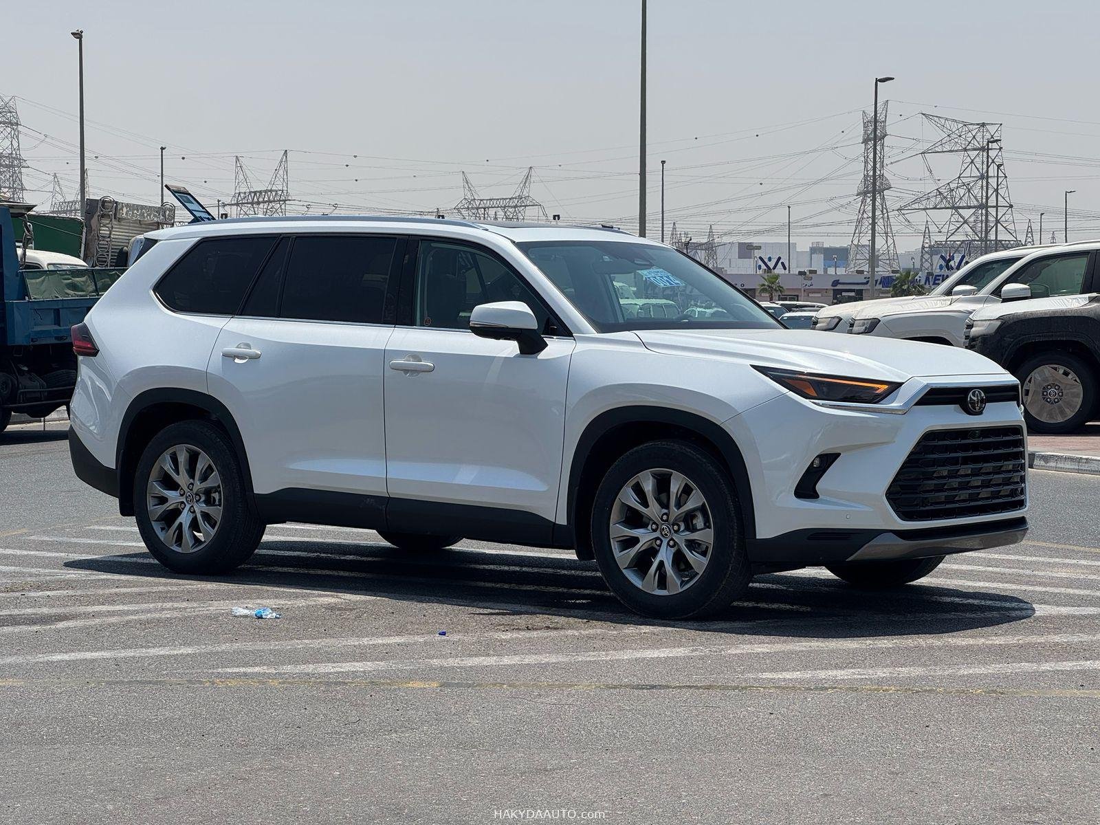 2025 TOYOTA GRAND HIGHLANDER LIMITED  2.5L HYBRID AWD — 3