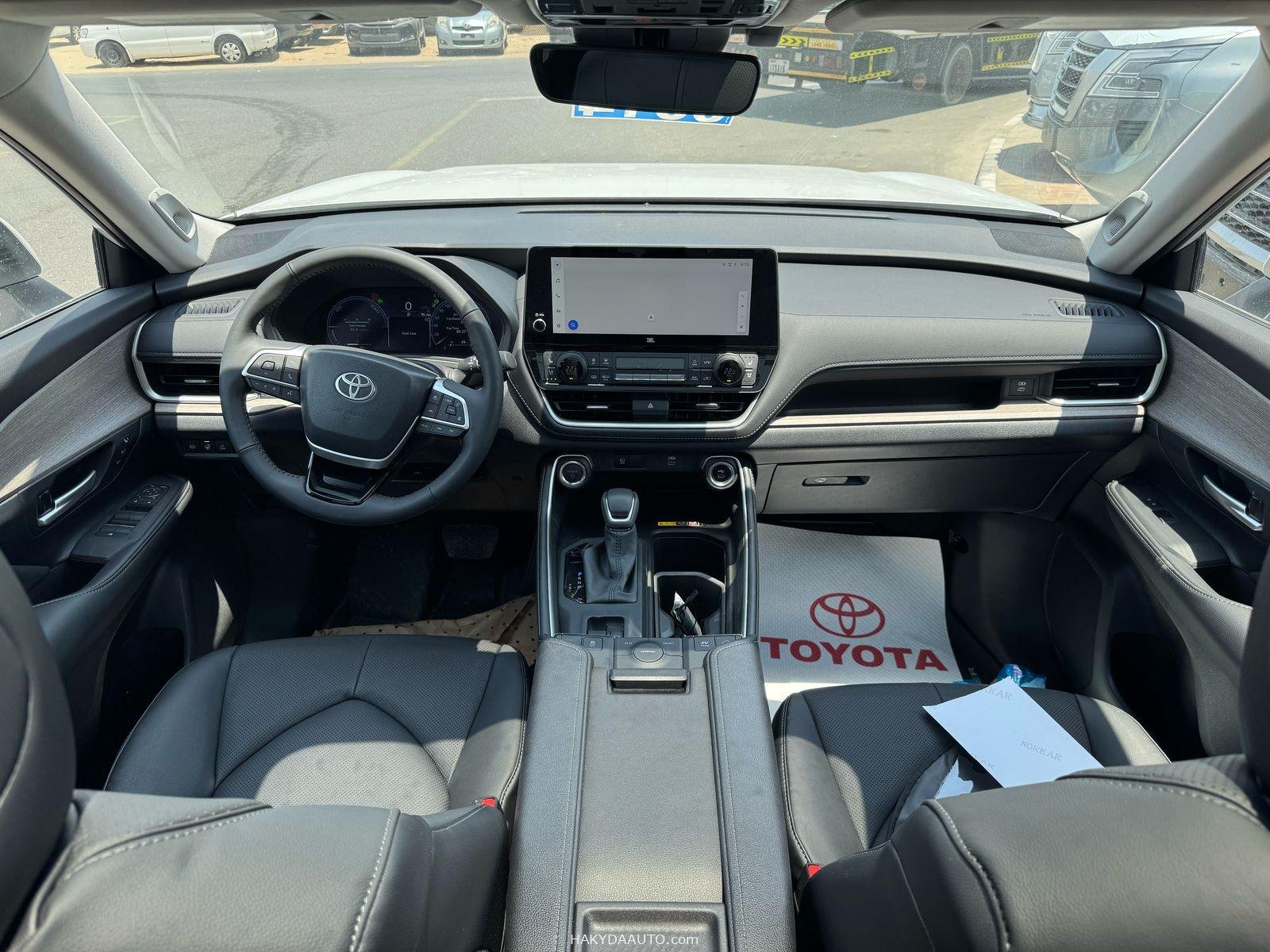 2025 TOYOTA GRAND HIGHLANDER LIMITED  2.5L HYBRID AWD — 13