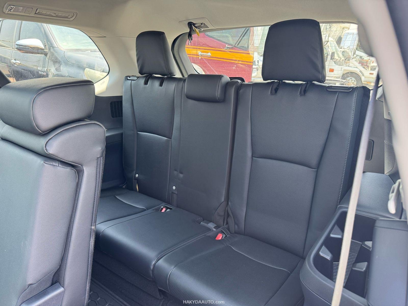 2025 TOYOTA GRAND HIGHLANDER LIMITED  2.5L HYBRID AWD — 14