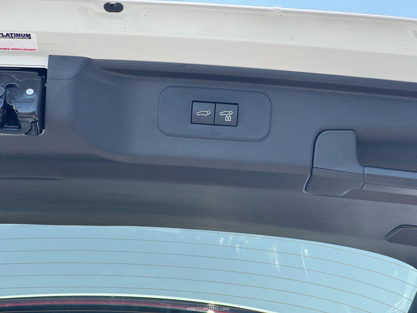 2025 TOYOTA GRAND HIGHLANDER LIMITED  2.5L HYBRID AWD — 18