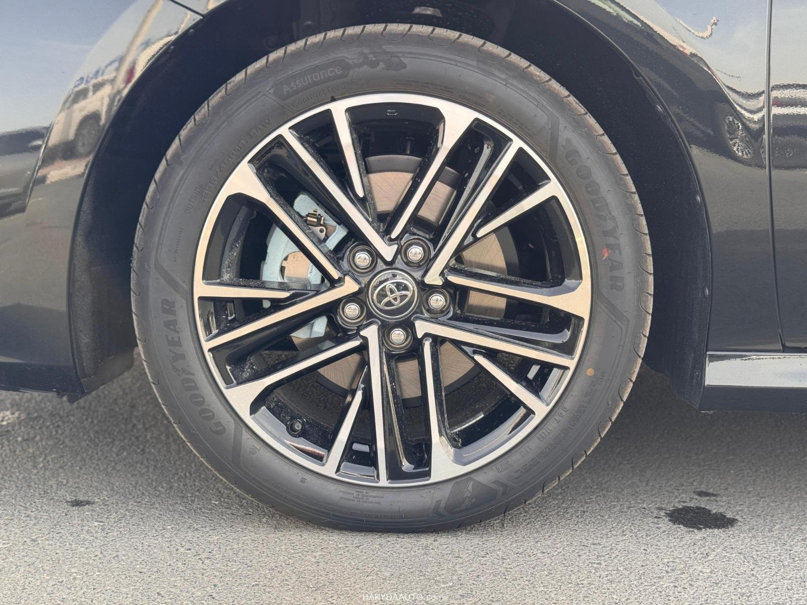 2025 TOYOTA CAMRY HG PREMIUM 2.5L HYBRID — 19
