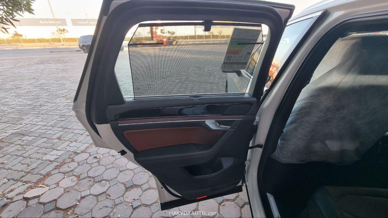 2025 VW TOUAREG ELEGANCE PLUS | 3.0T V6 AWD — 14