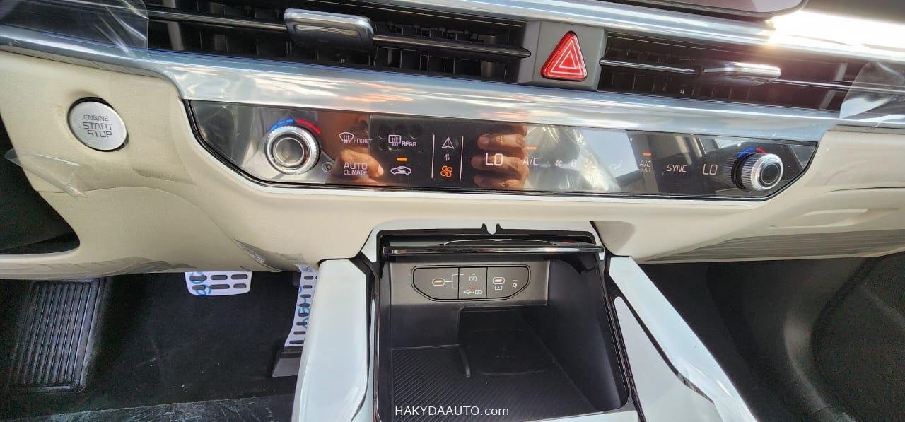 2025 KIA SORENTO GLS 3.5L 4X4 GCC — 9