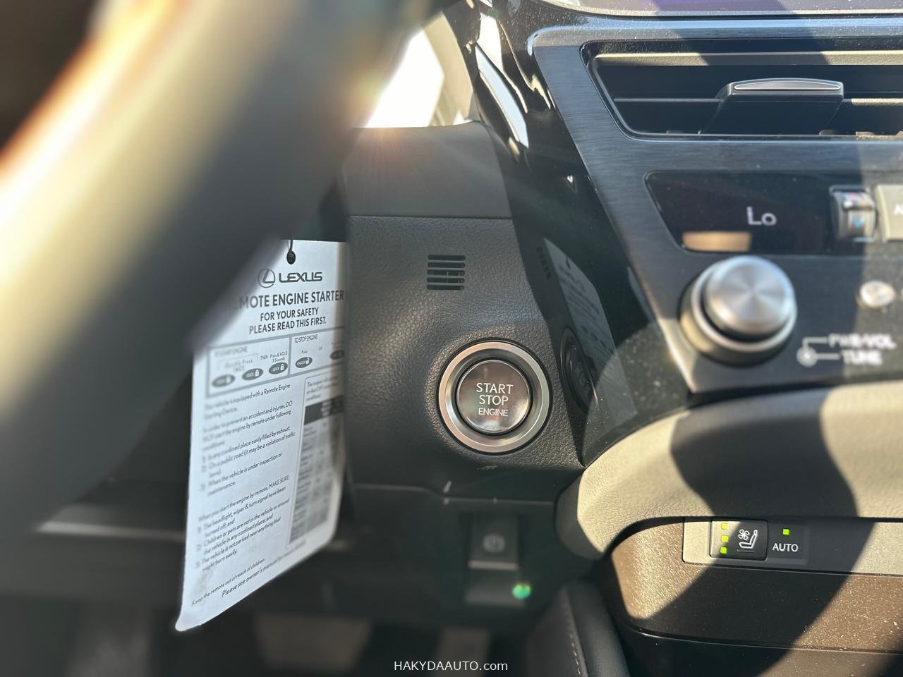 2025 LEXUS ES350 SIGNET 3.5L V6 — 12