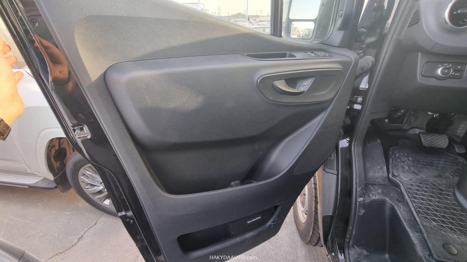 2025 MERCEDES-BENZ SPRINTER 319 CDI LWB 2.0TD 4WD AT — 12