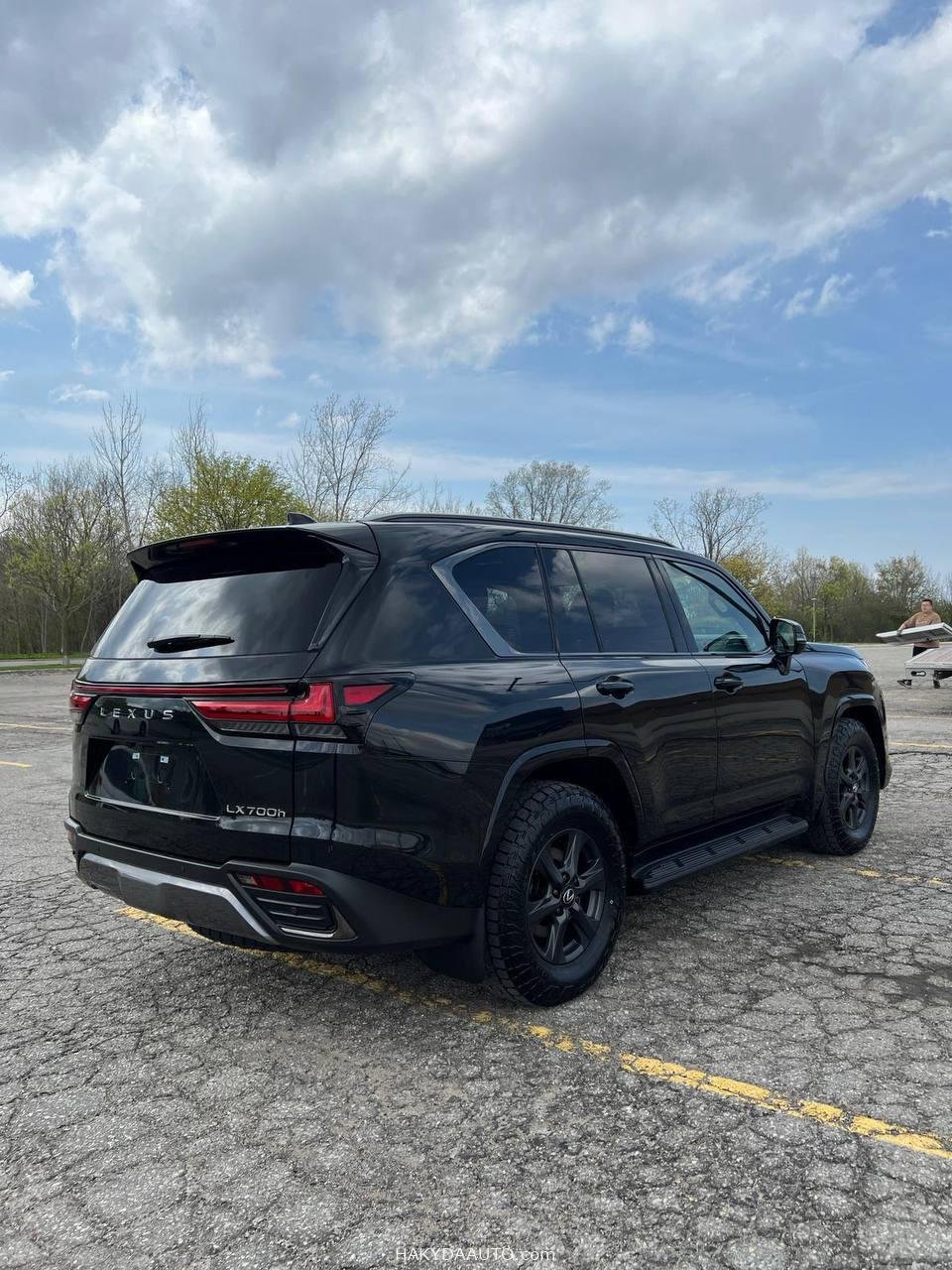 2025 LEXUS LX700h OVERTRAIL | 3.5TT HYBRID — 3
