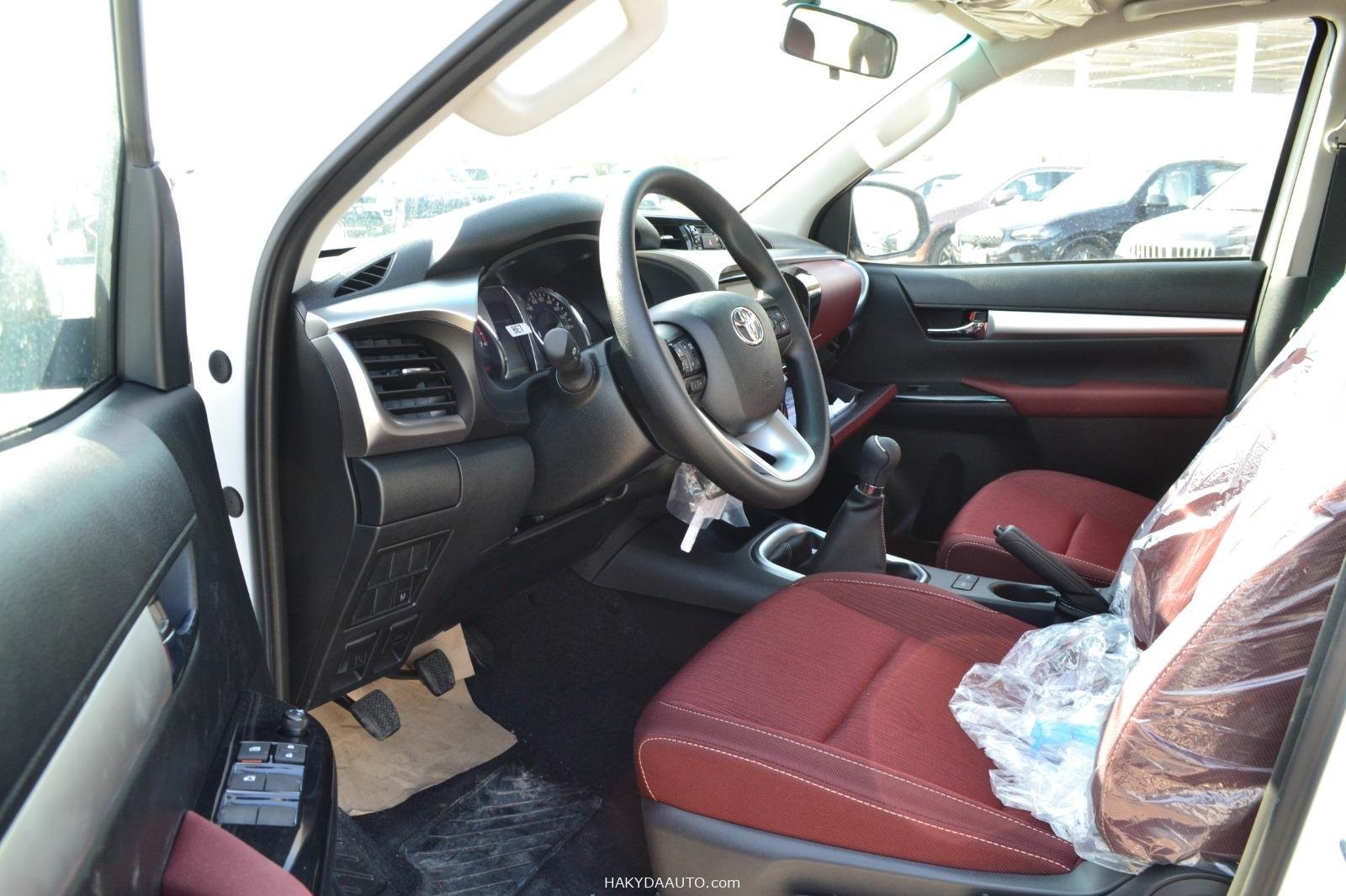 2025 TOYOTA HILUX SR5 | 2.7L 4WD МКПП — 11