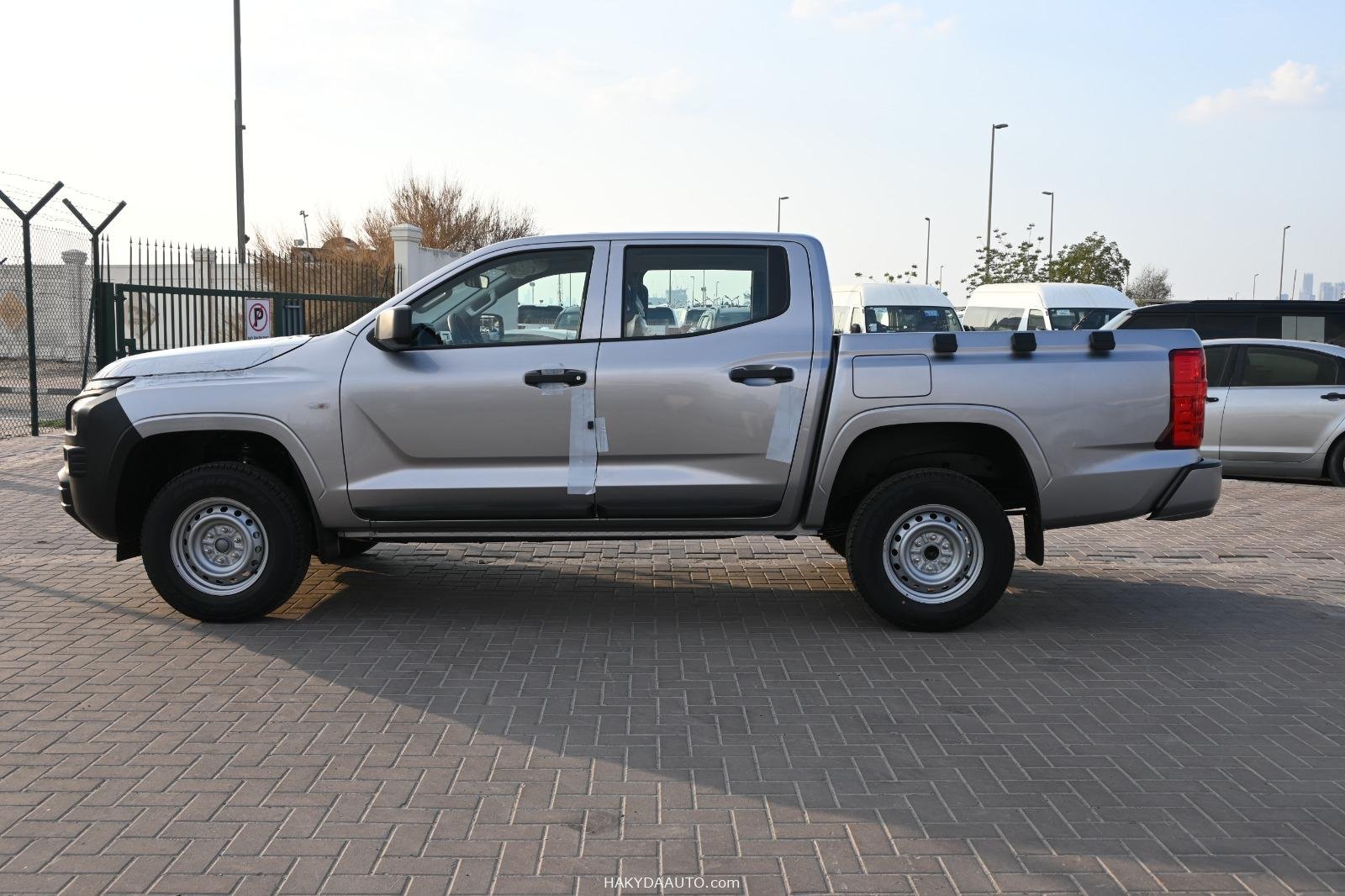 2025 MITSUBISHI L200 STANDART 2.4L PETROL MANUAL 4X4 — 8