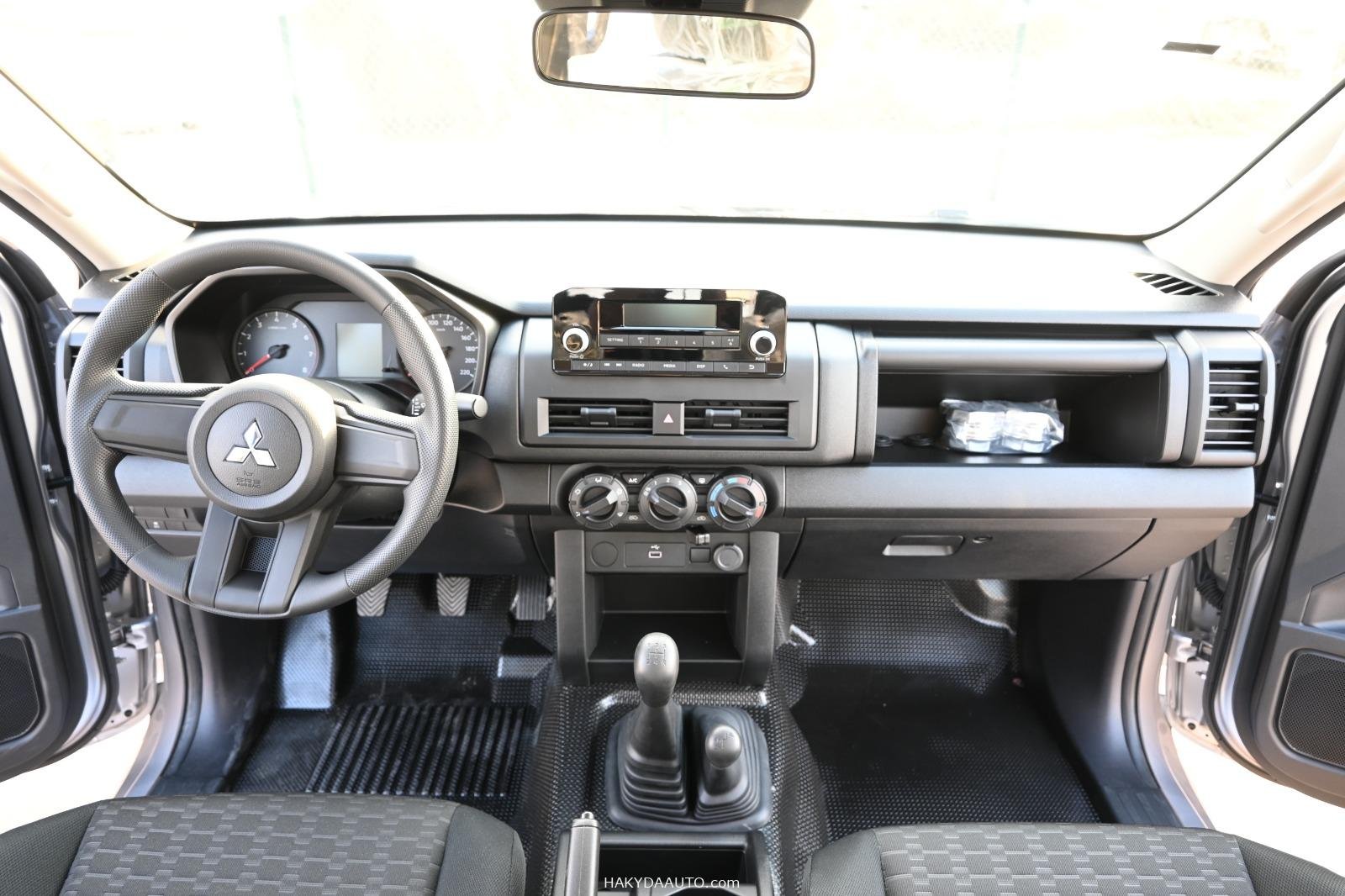 2025 MITSUBISHI L200 STANDART 2.4L PETROL MANUAL 4X4 — 16