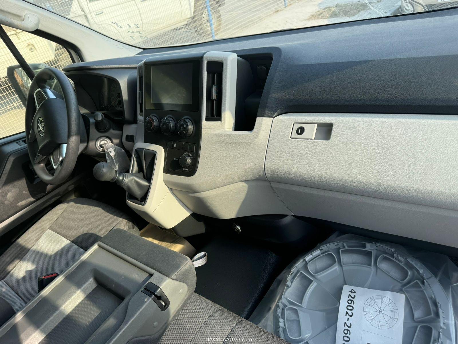 2025 TOYOTA HIACE DX SEMI PANEL VAN LOW ROOF 3.5L MT | W/O REAR HEATER, REAR 3 POINT SEATBELT — 4
